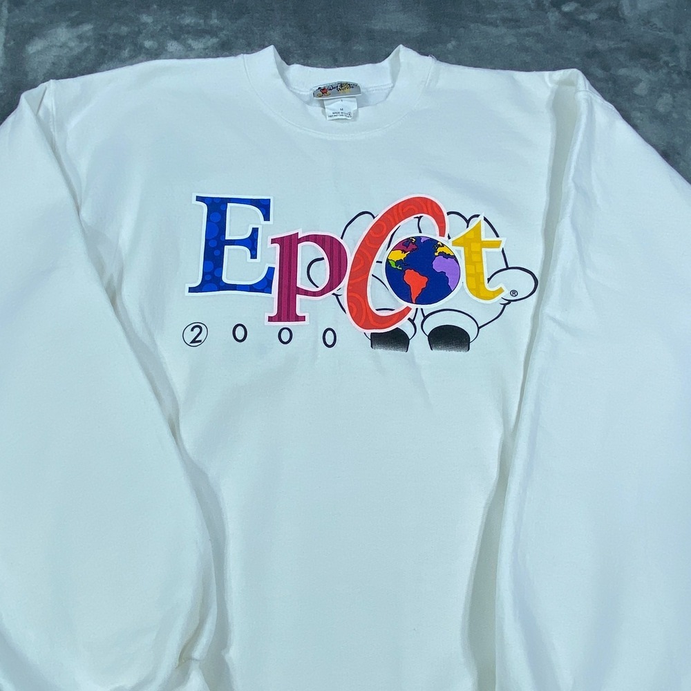 Vintage Walt Disney World Sweater Medium EPCOT 2000 Fleece Pullover USA Mickey